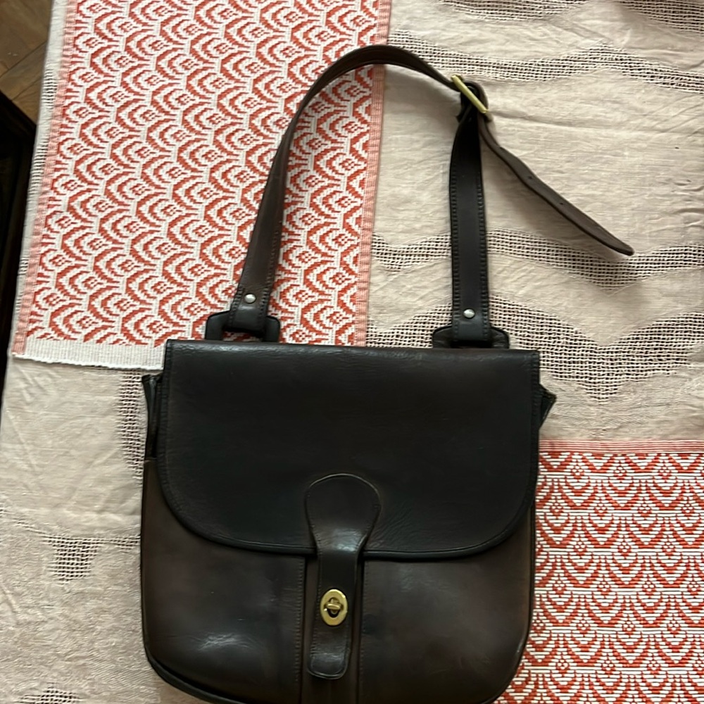 Vintage Coach shoulder bag